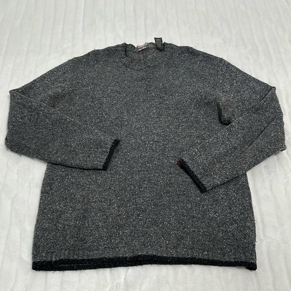 🐨 Quicksilver Wool Blend Sweater - Picture 1 of 3